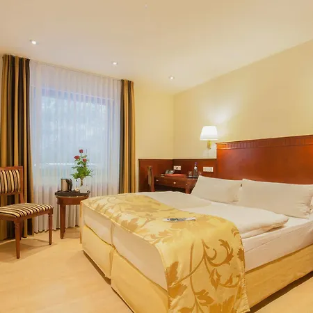 Marburger Hof 3*