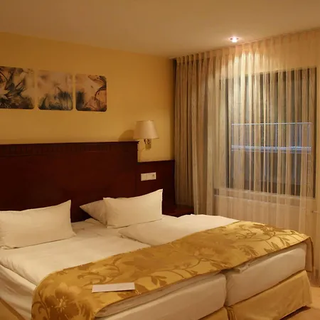 Hotel Marburger Hof 3*